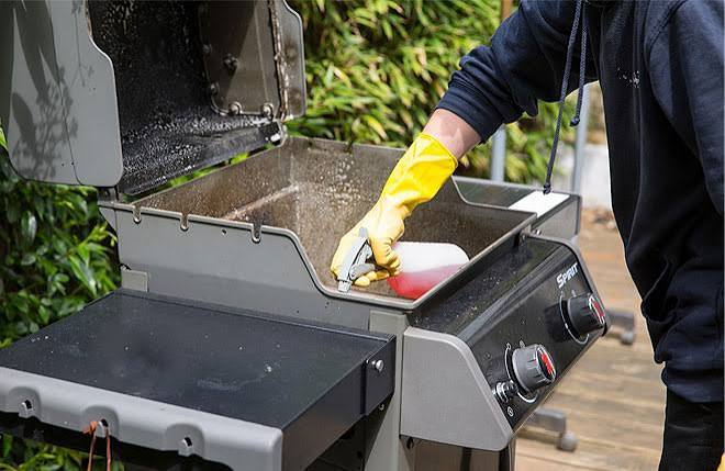 BBQ Grill Cleaning Service